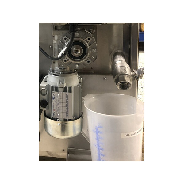 LCT oil skimmer, service life extension of the washing medium, (additional options for the WE series)